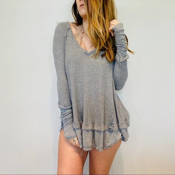 Free people gray oversized distressed thermal - Picture 1 of 11